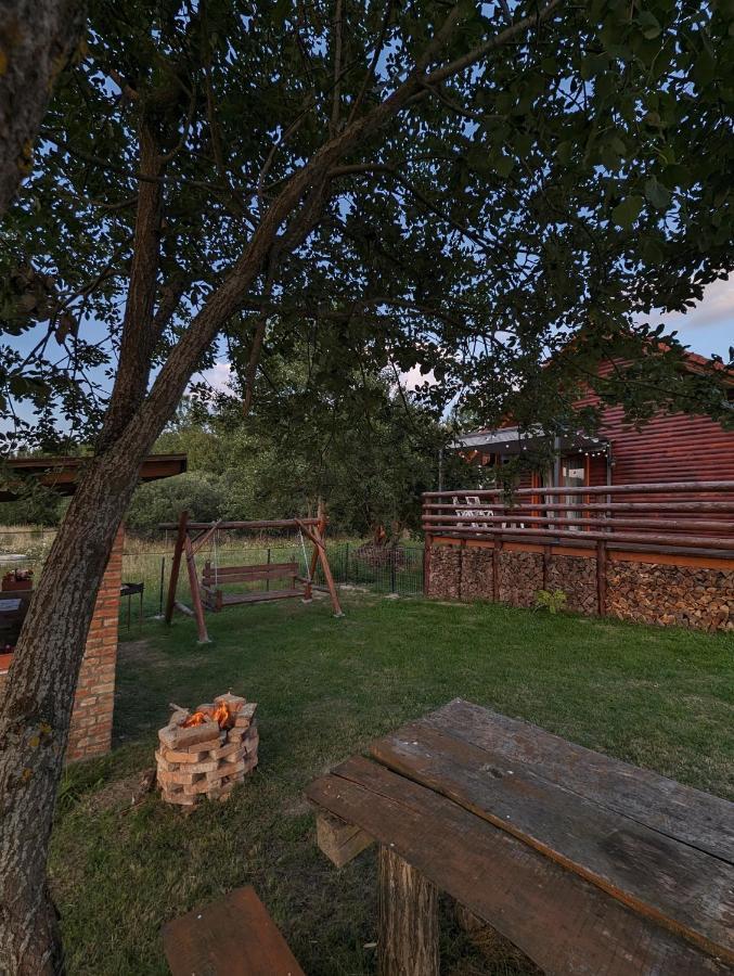Cabana Nyiko Cu Ciubar Villa Lupeni  Exterior foto